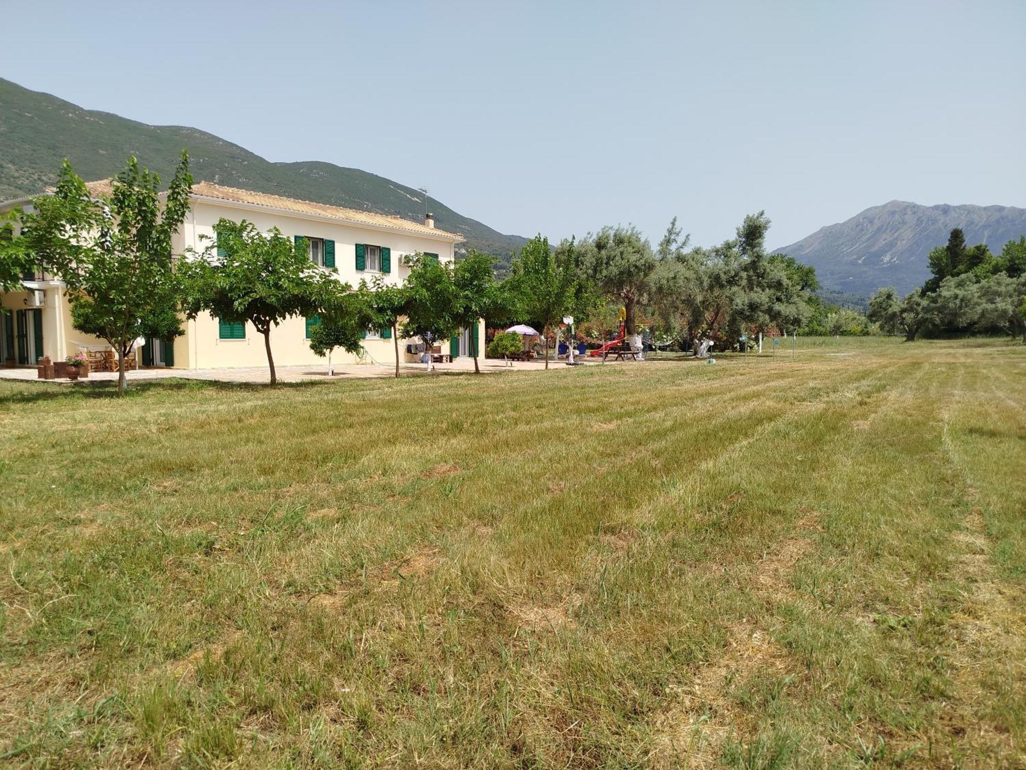 ואסיליקי Riverside Αpartments מראה חיצוני תמונה
