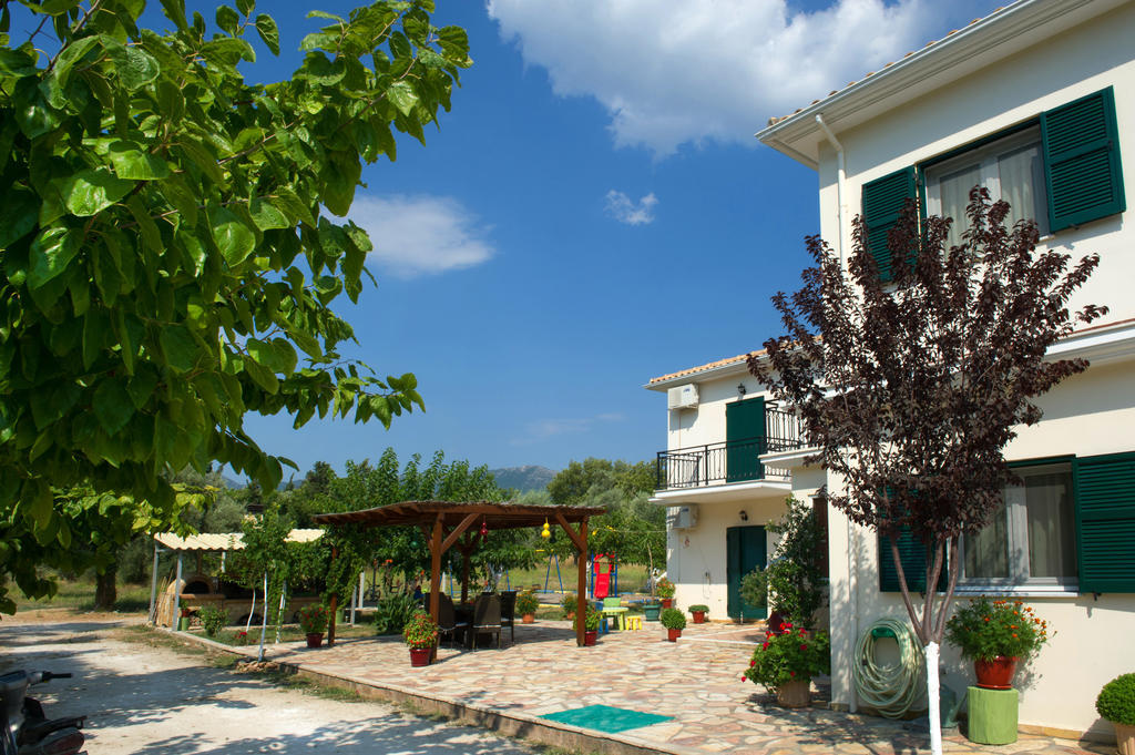 ואסיליקי Riverside Αpartments מראה חיצוני תמונה